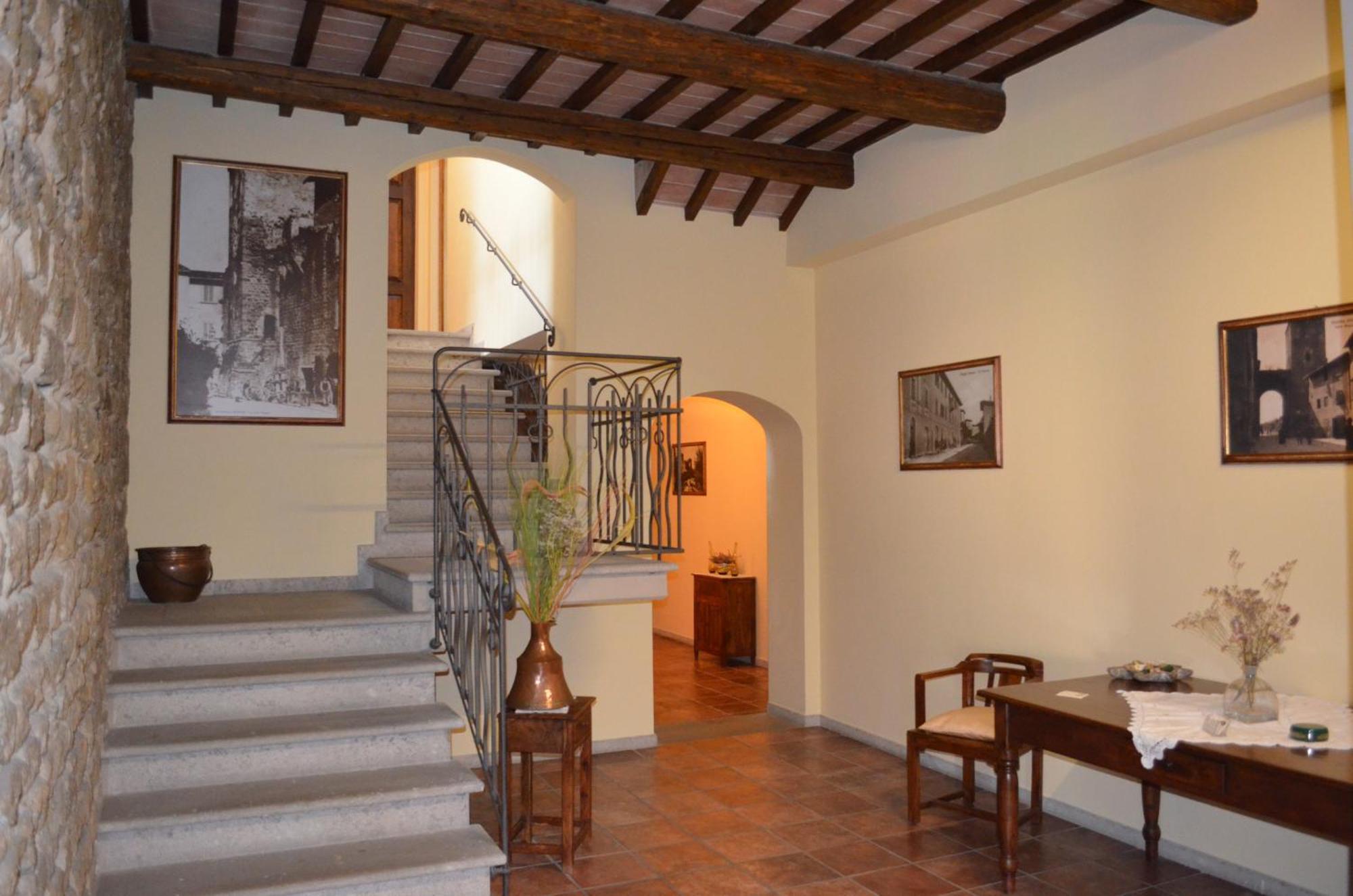 Palazzo Alle Mura Staggia Exterior foto