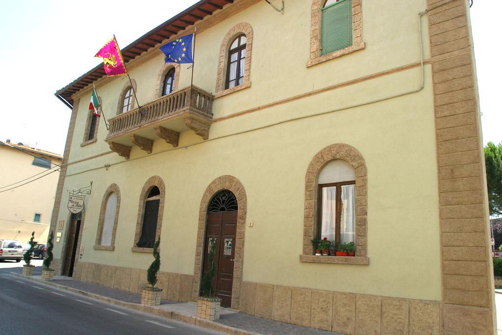 Palazzo Alle Mura Staggia Exterior foto